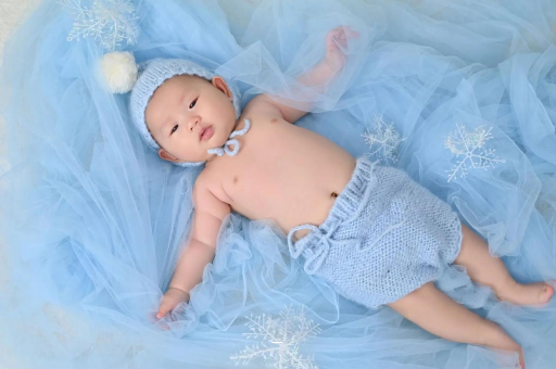 温岭宝宝吐奶频繁怎么回事